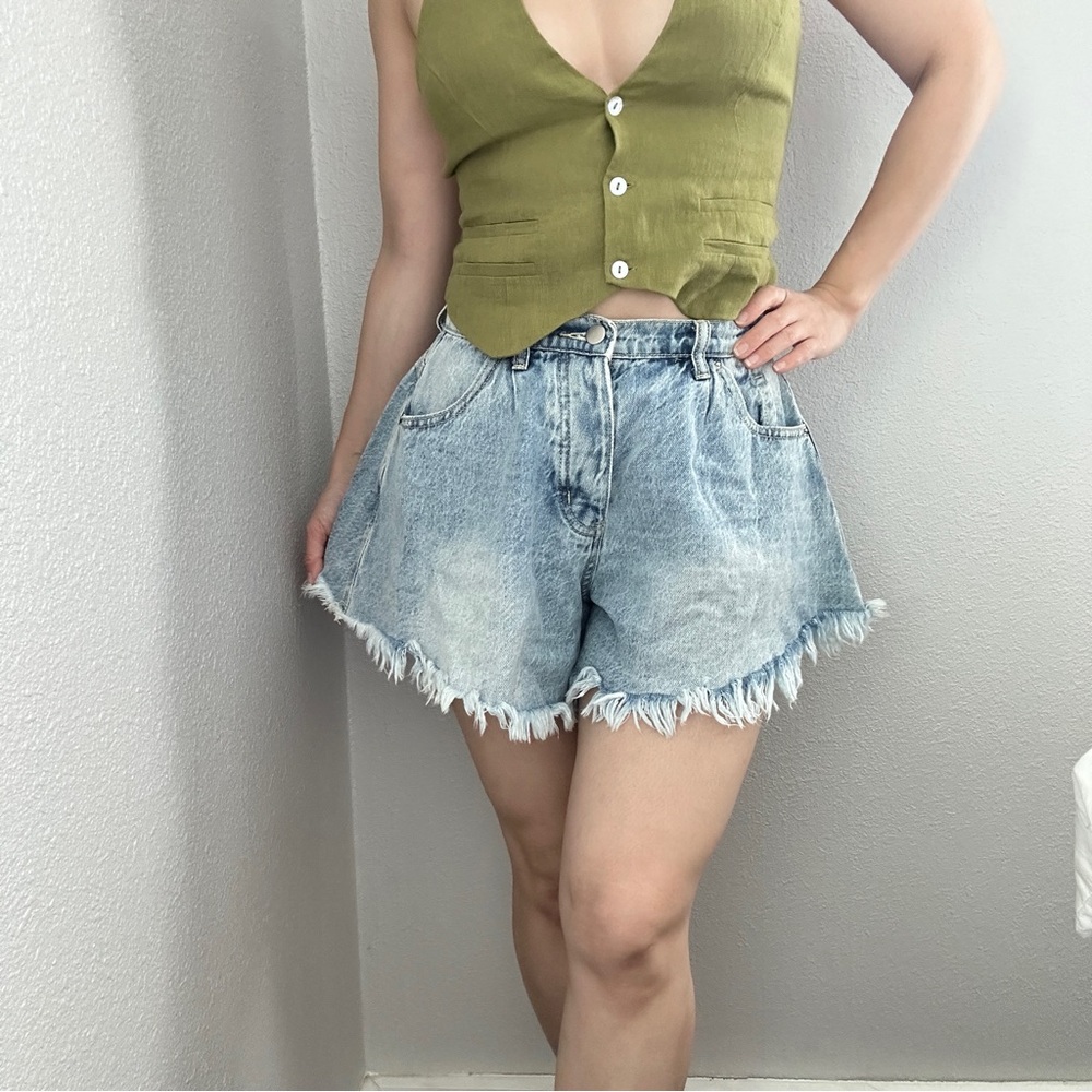 Nectar clothing light wash denim shorts